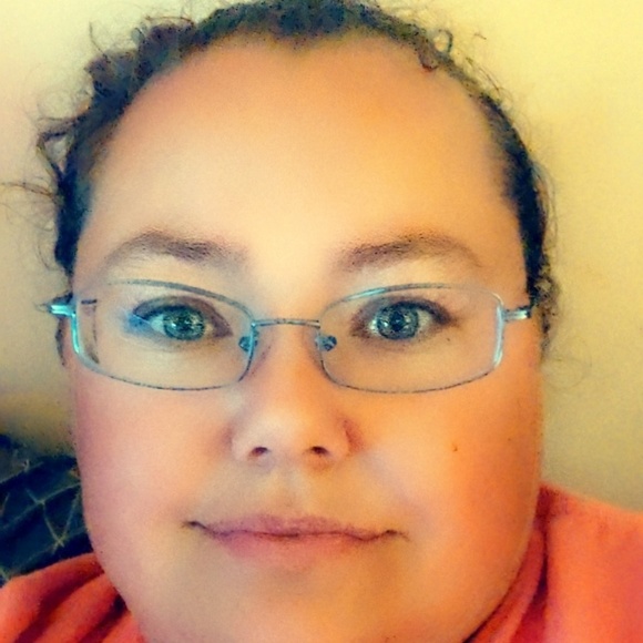 Meet your Posher, Tina - Picture 1 of 1